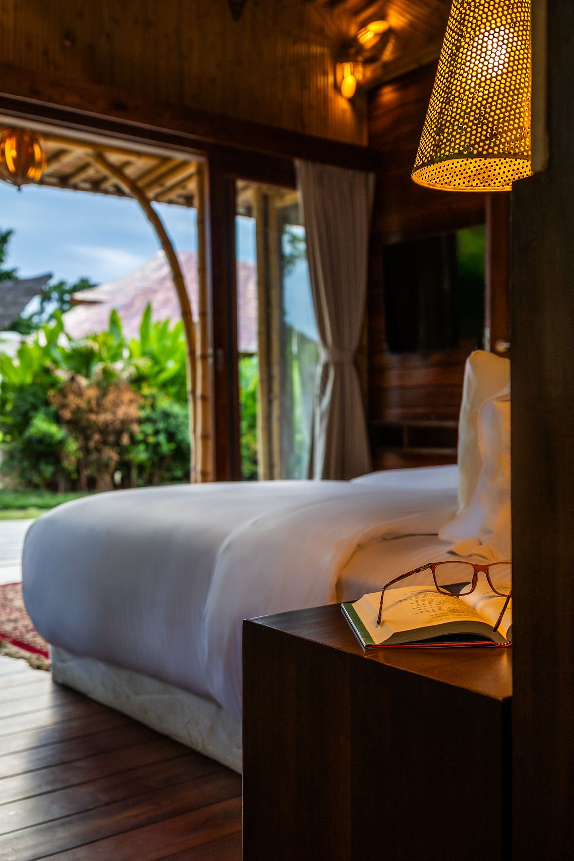 Family Pool Villa bed side view