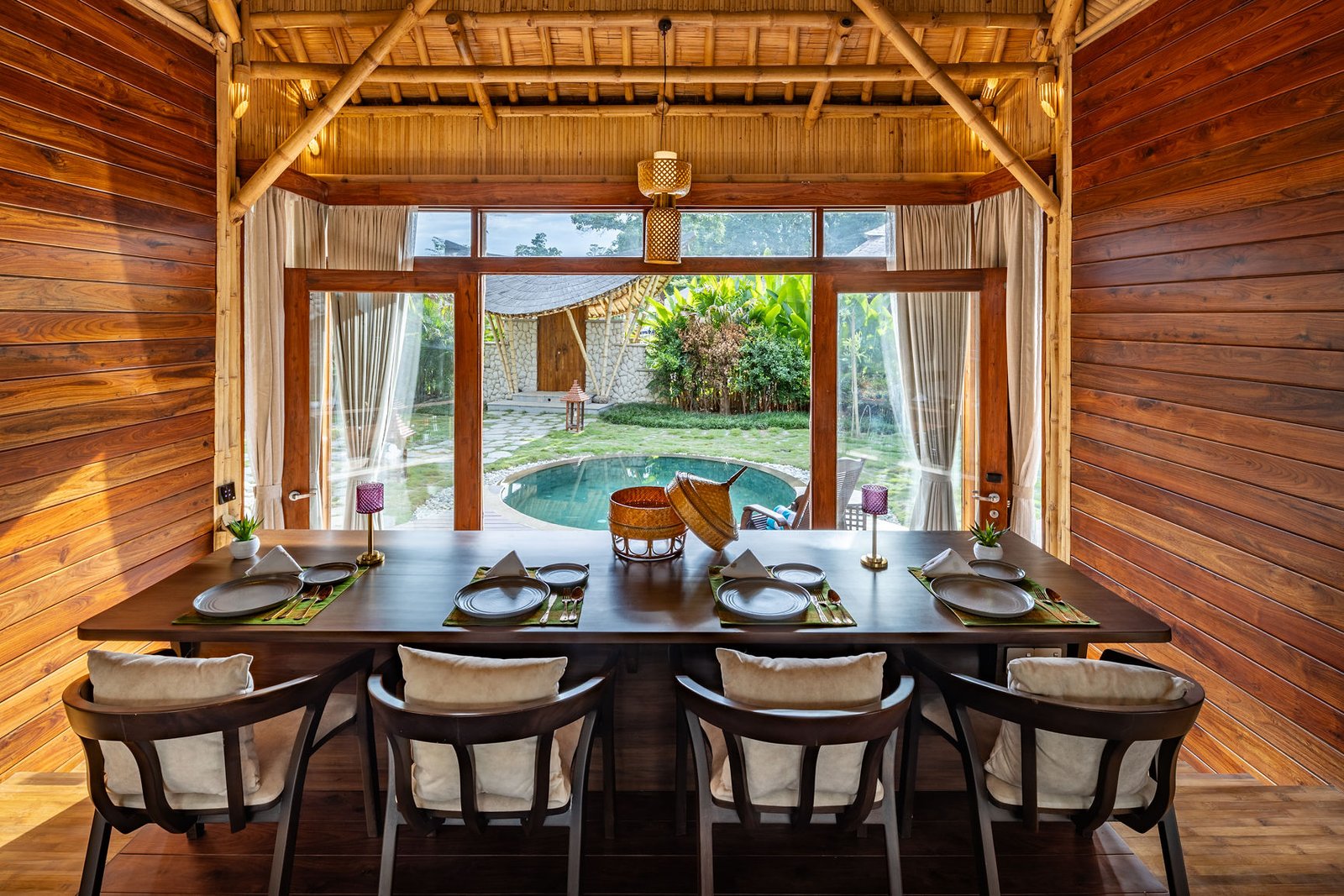 Family Pool Villa dining table view